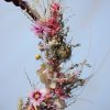 suspension-murale-fleurs-sechees-macrame-decoration-artisanale-creation-main