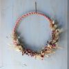 couronne-fleurs-sechees-collaboration-mon-aloha-nokomis-deco-macrame-creation-eco-responsable